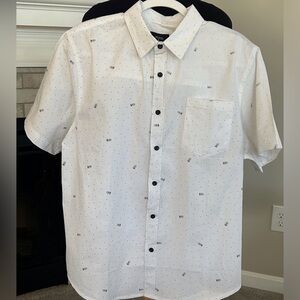 Men's White Casual Button Down Shirt with Subtle Print